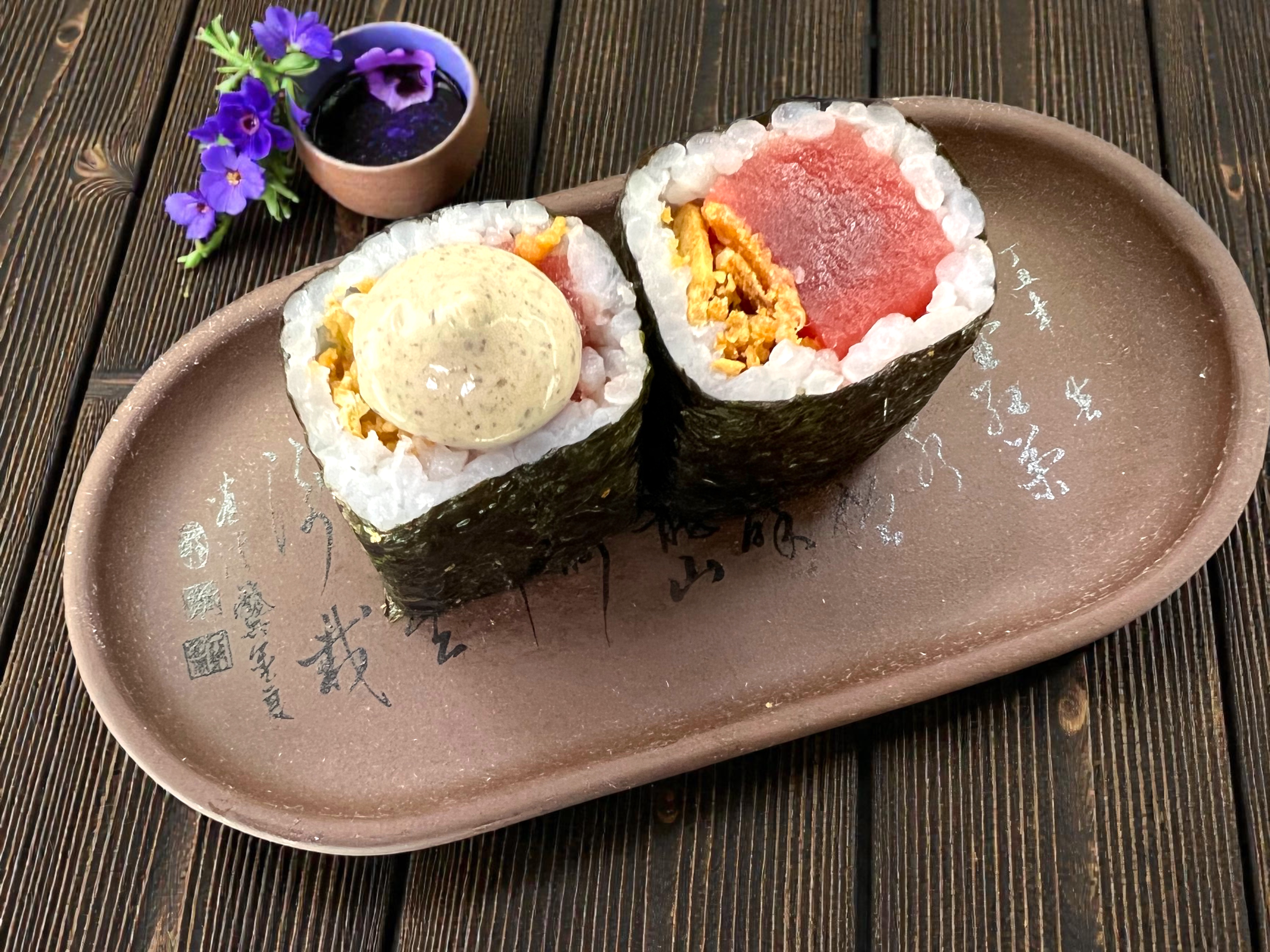 Maki Atún con Trufa